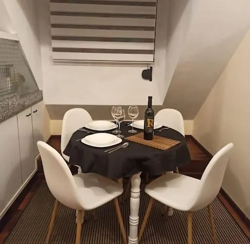 Bajo Cubierta En La Playa Vut5178as خيخون