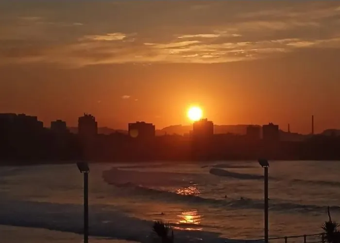 Bajo Cubierta En La Playa Vut5178as شقة خيخون